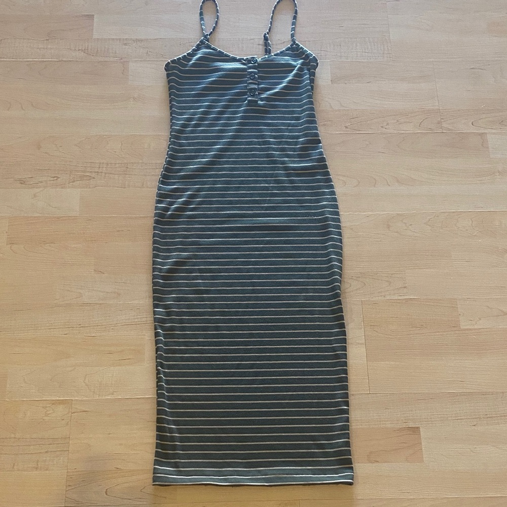 No Boundaries Olive Green & Cream Striped Bodycon Midi Dress Size S